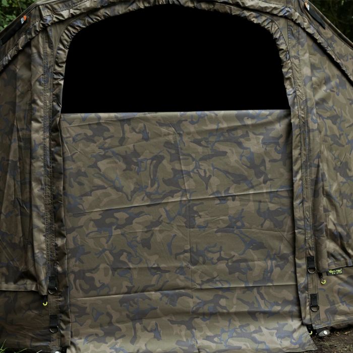 Fox Ultra 60 Camo Brolly System Close Up of Doorway
