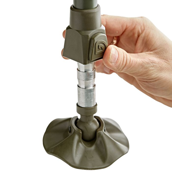 Trakker Levelite Transformer Chair Adjustable Feet