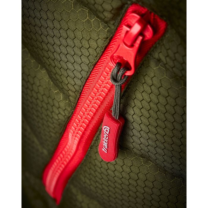 Trakker HexaThermic Jacket Zip Close Up