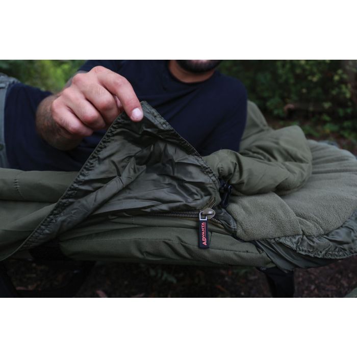 Advanta Discovery CX5 5 Season Sleeping Bag In Use 2