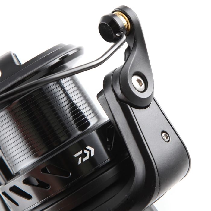 Daiwa Black Widow 25A Reel Close Up 3