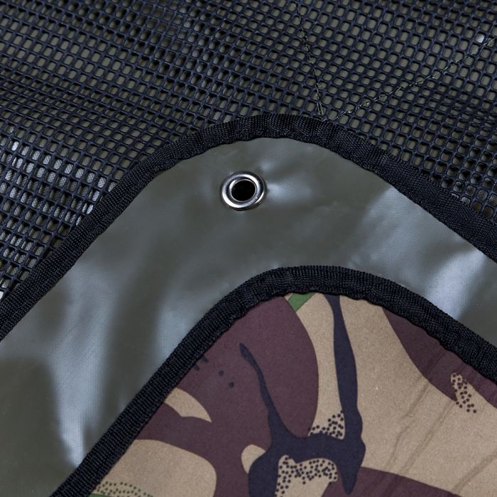 Close Up of Pegging Point on Splash Mat