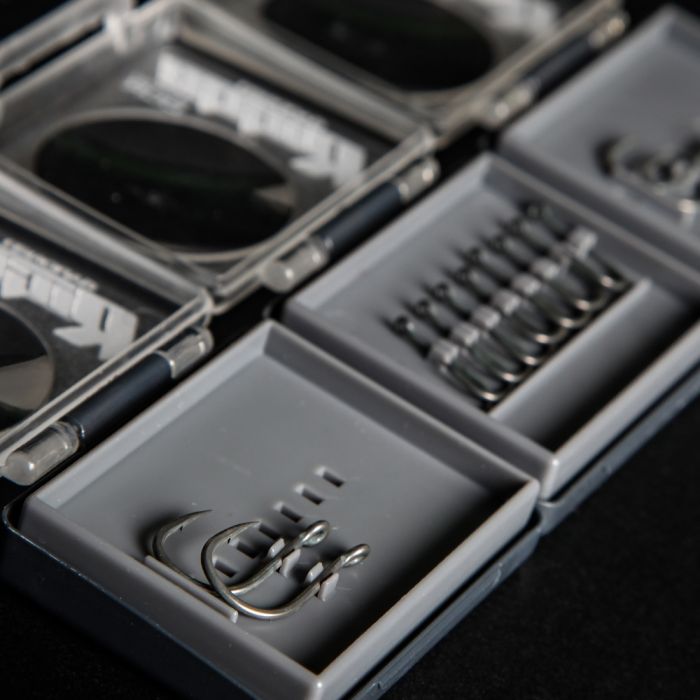 Gardner Beaked Chod Rigga Hook Size Close Up 4