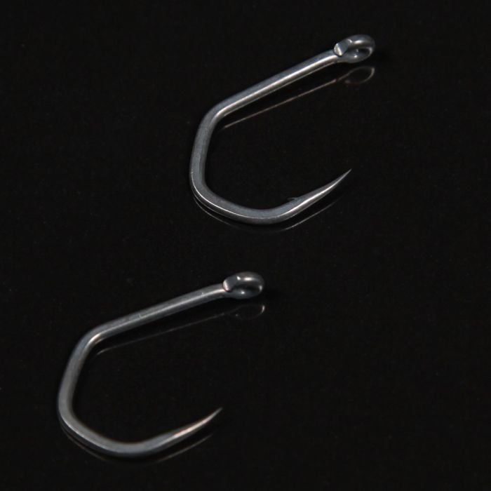 Nash Pinpoint Claw Hooks On Black