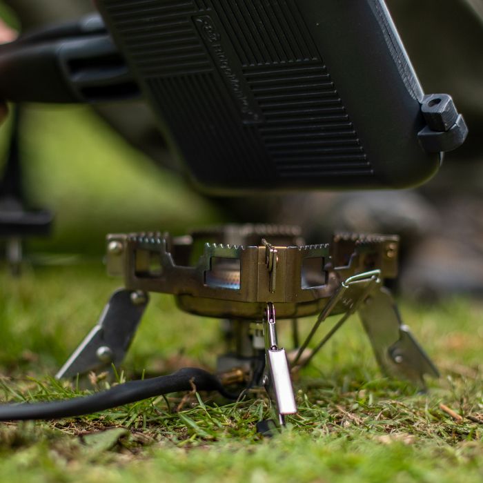 RidgeMonkey Fishing Quad Stove Pro Mini In Use 2